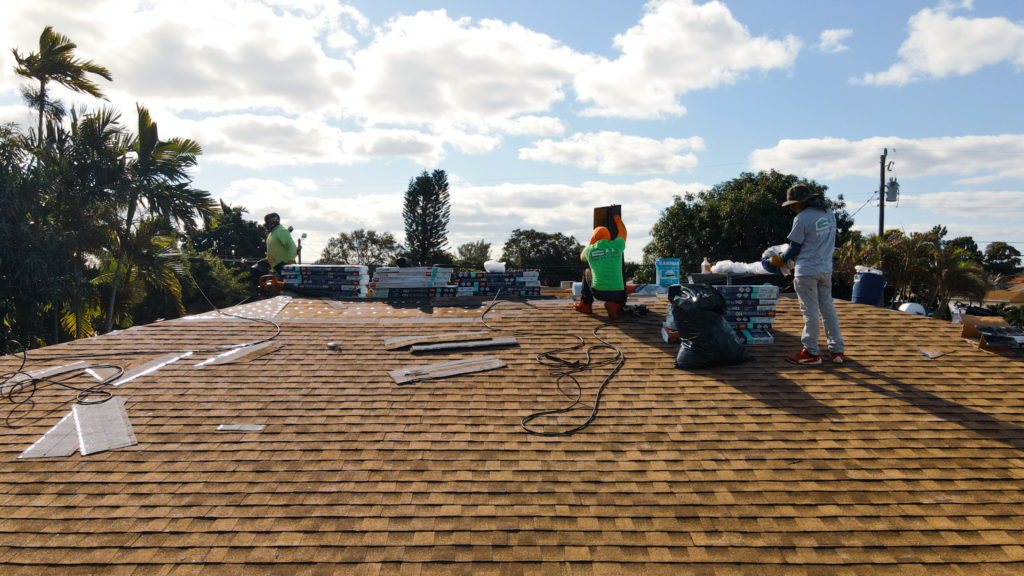Things To Consider In Choosing The Right Roofing Material