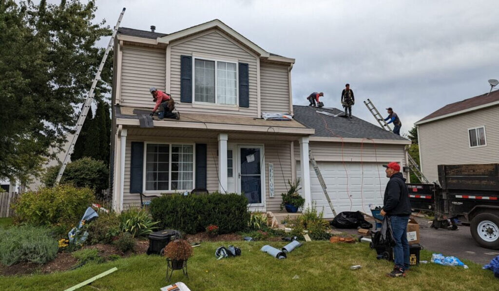 Advantages Of Hiring Professional Roofers
